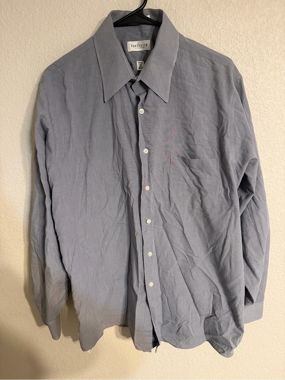 Van Heusen Men’s Medium Blue Long-Sleeve Dress Shirt